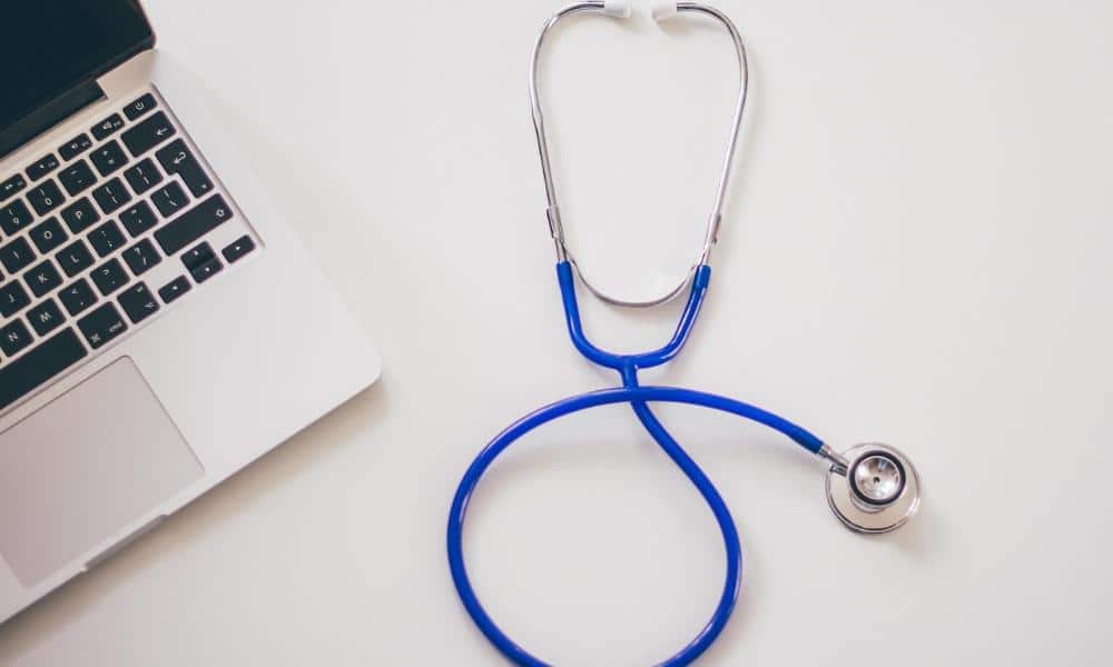 Telemedycyna – przyszłość czy zagrożenie? Zalety i wady nowoczesnej opieki zdrowotnej